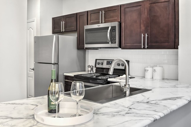 Foto del edificio - 2100 Summit Ridge Loop
