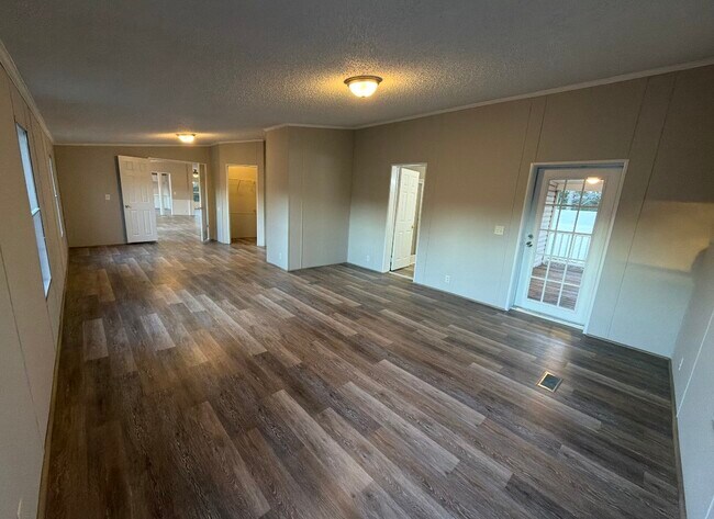 Foto del edificio - 103 Oak Ct