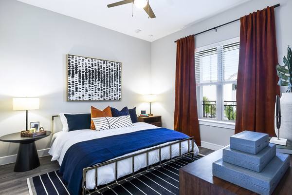 Foto del edificio - 11001 Austin Ln