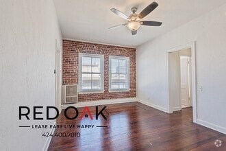 Building Photo - 520 S Mariposa Ave