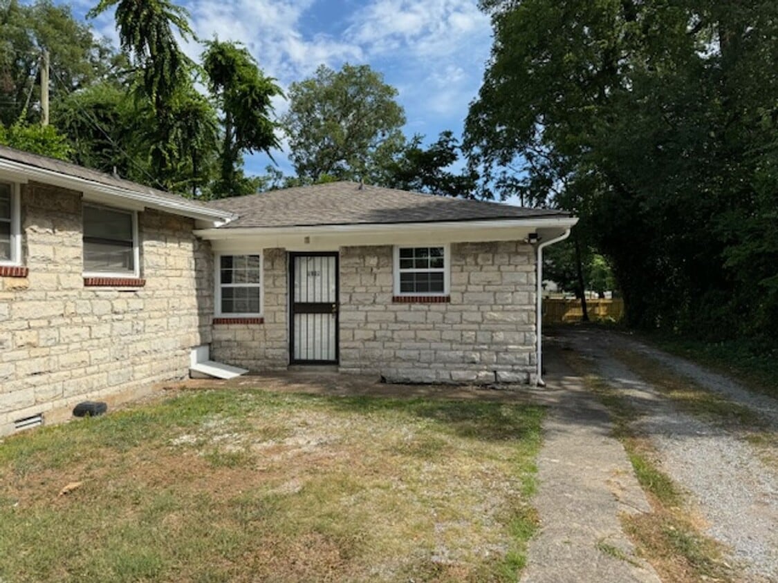 Primary Photo - Newly Renovated Unit!