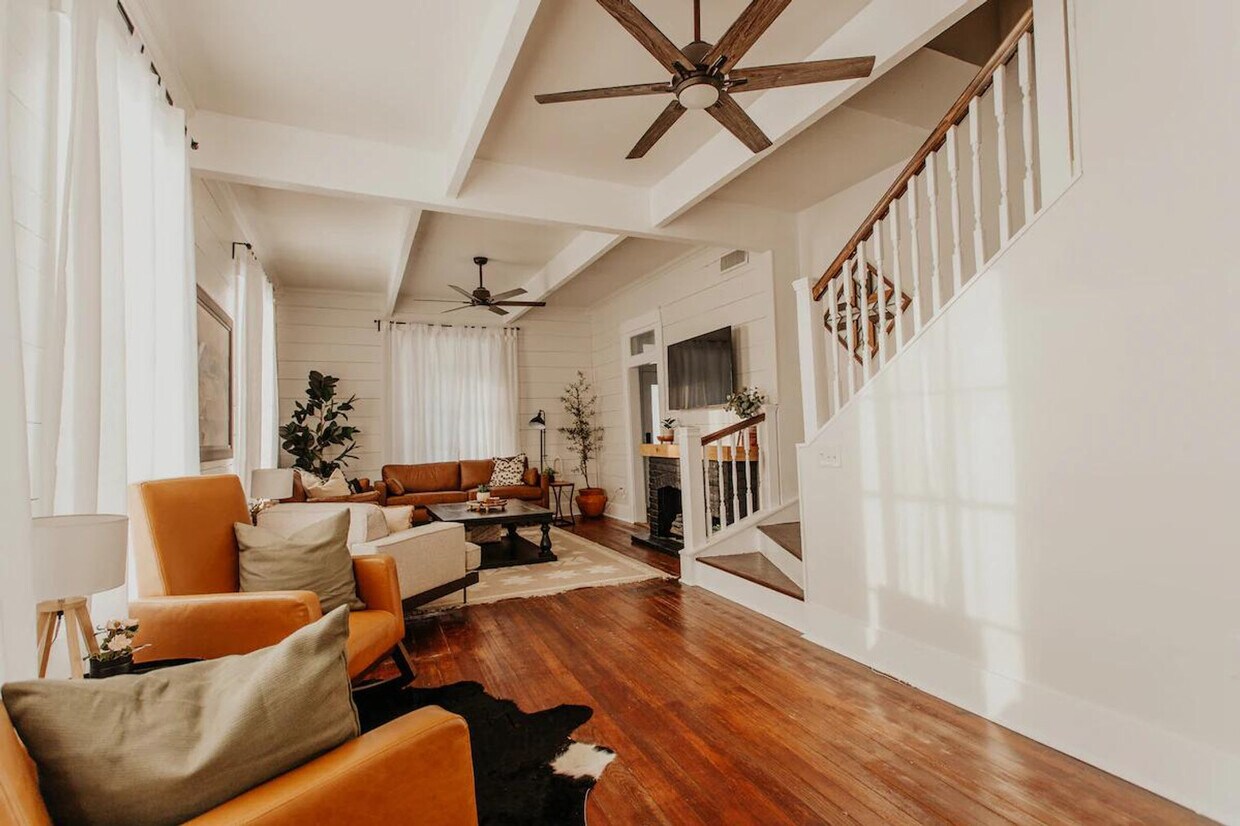 Foto principal - 3728 Homan Ave