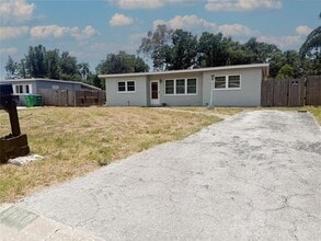 Building Photo - 8916 Narcissus Ave