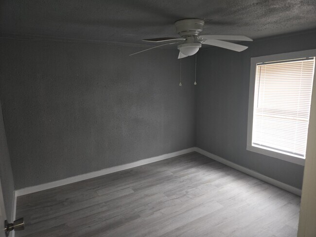 Foto del edificio - 1701 Boney St