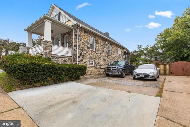 Foto del edificio - 1141 Ingleside Ave