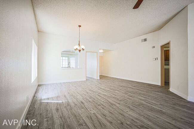 Building Photo - 2 br, 2 bath House - 3116 Cristobal Way