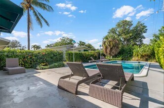 Building Photo - 601 SW 17th St