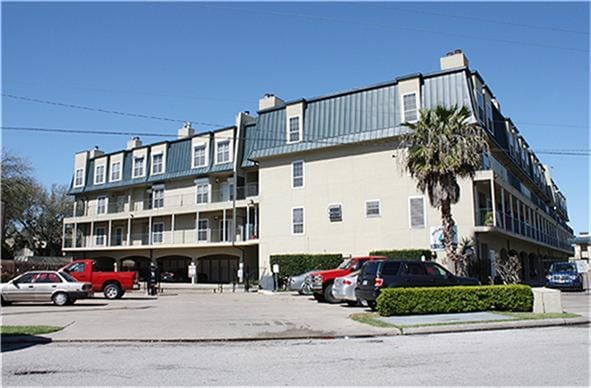 Primary Photo - 921 Marine Dr