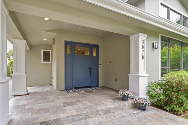 Foto del edificio - 3878 Magnolia Dr