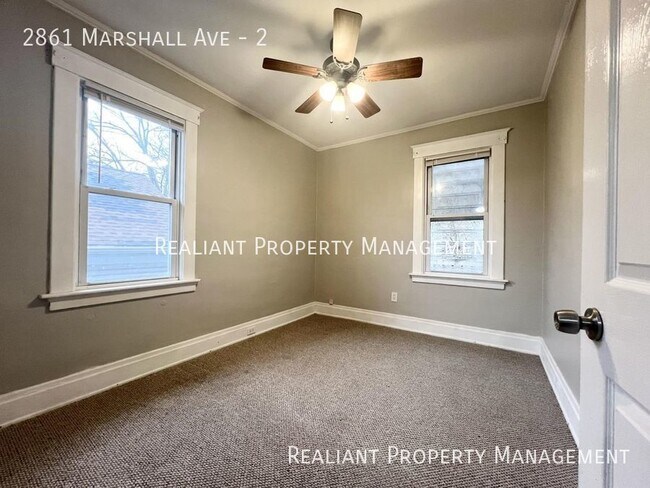 Foto del edificio - 2861 Marshall Ave