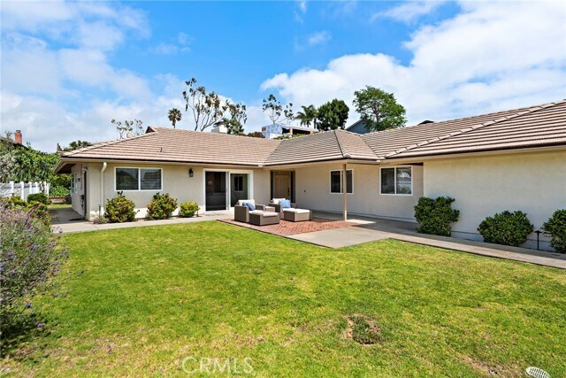 Building Photo - 1516 Seacrest Dr