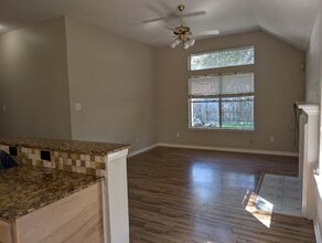 Building Photo - 3123 Bay Creek Dr