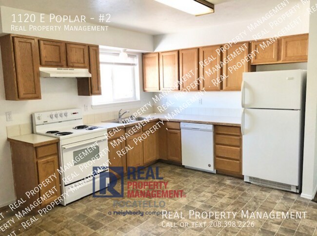 Building Photo - 1120 E Poplar-#2