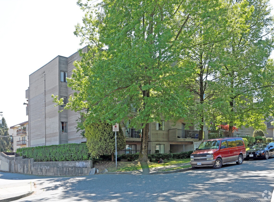 Building Photo - Ridgeway Manor