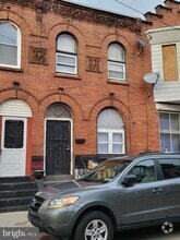 Building Photo - 2345 Nicholas St