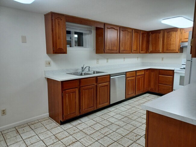 KItchen - 6515 S Ogden St