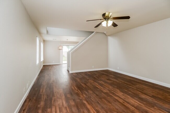 Foto del edificio - 1344 S Portland Ave