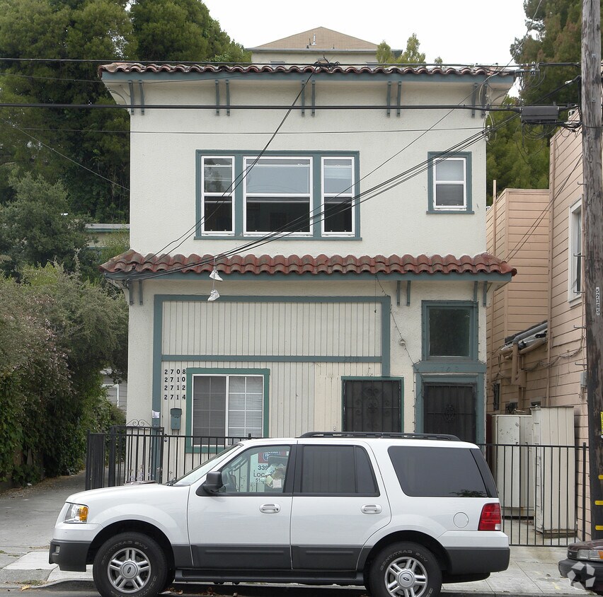 Building Photo - 2708 14th Ave