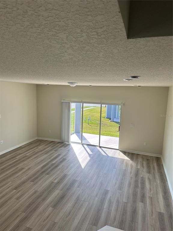 Building Photo - 2555 Winsome Wy