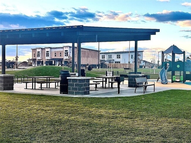 Foto del edificio - 507 Spaniel Ln