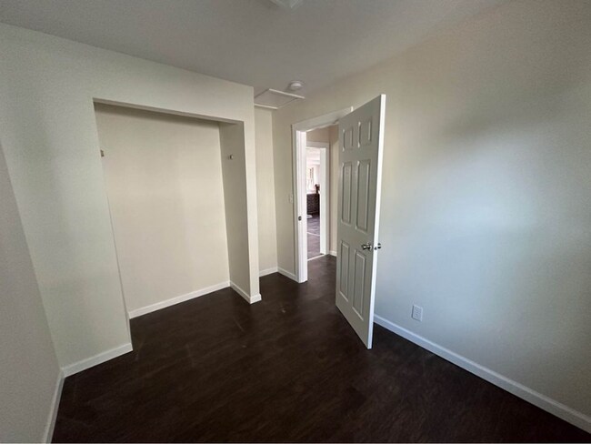 Foto del edificio - 1623 W 20th St