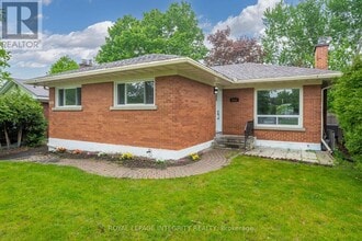 Building Photo - 1116 Cline Crescent