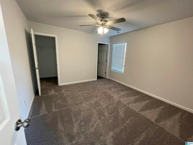 Building Photo - 395 Americana Dr