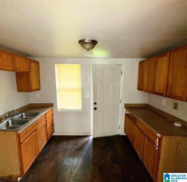 Foto del edificio - 4421 43rd St N