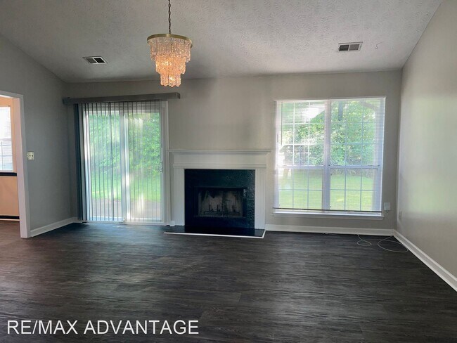 Foto del edificio - 3 br, 2 bath House - 10410 Iron Gate Ln