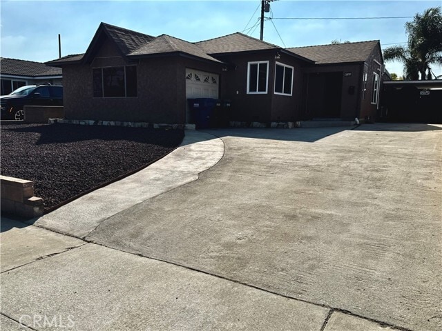 Primary Photo - 4563 Bridgeview Ave