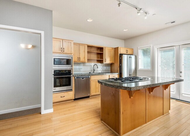 Foto del edificio - 4132 S Corbett Ave