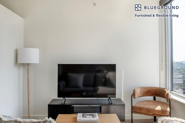 Foto del edificio - 10351 NE 10th St