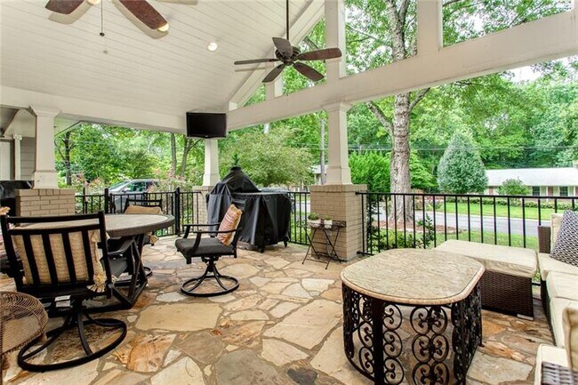 Building Photo - 4884 Mill Brook Dr