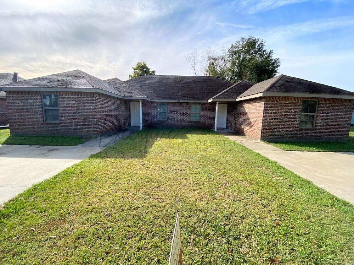 Foto principal - 193 Gilmore Rd