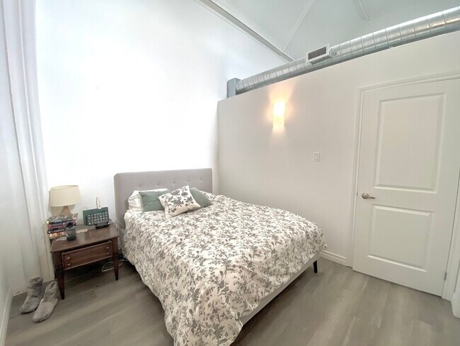 Photo du bâtiment - 16 West Avenue S