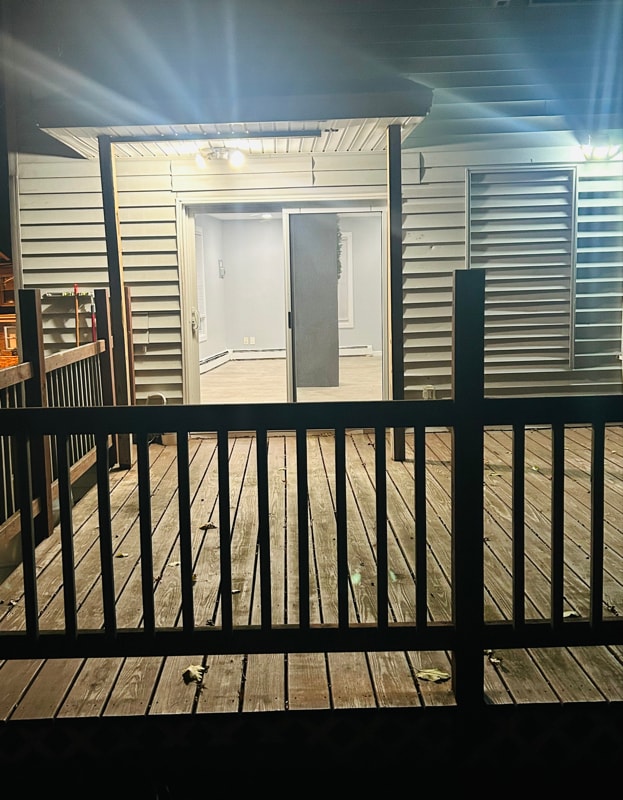 Building Photo - 311 W Broadway