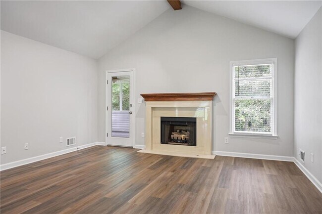Foto del edificio - 410 Hickory Walk