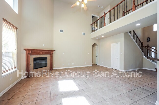 Foto del edificio - 1226 Golf Canyon
