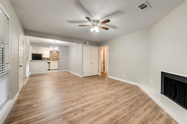 Foto del edificio - 4114 Avondale Ave
