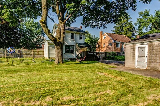 Back of house from the backyard - 2038 Stonelea St