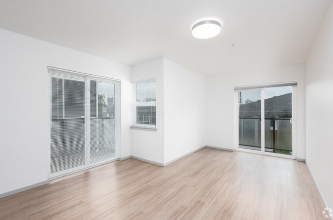 Building Photo - Vistana Apartments