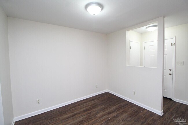 Building Photo - 5207 Charbar Dr