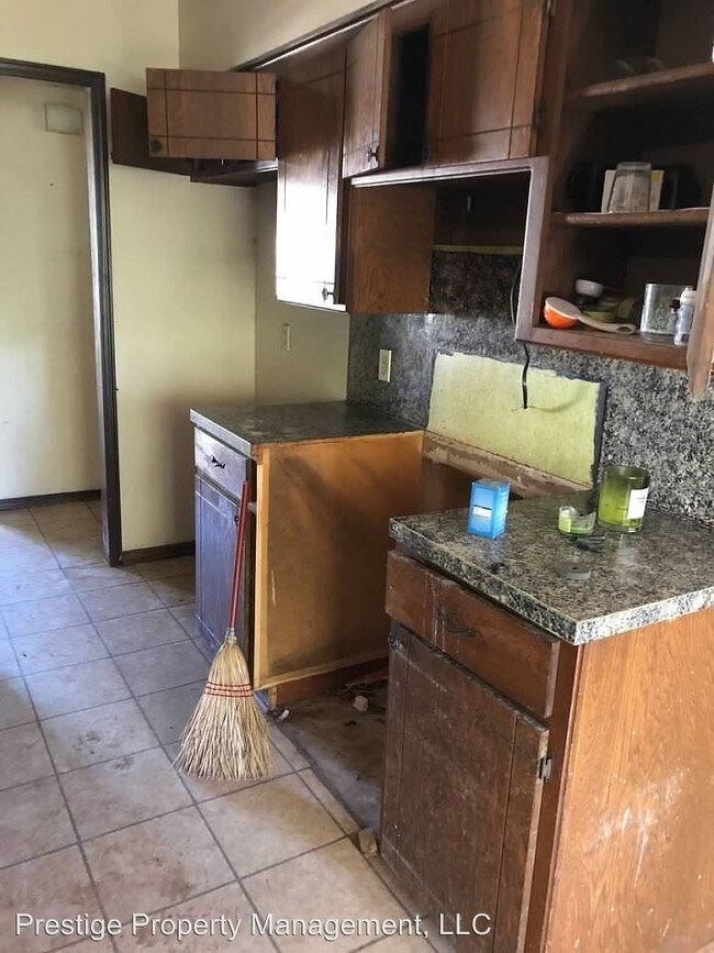 Foto del edificio - 3 br, 1 bath House - 1001 E Will Rogers Dr
