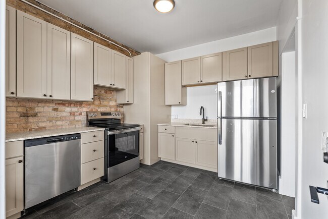 Foto del edificio - 416 10th Ave