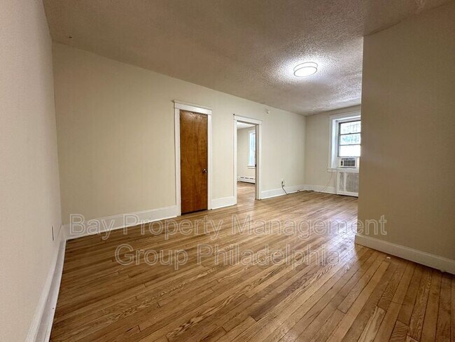 Foto del edificio - 2809 W Queen Ln