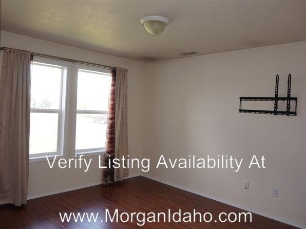 Building Photo - 9411 W Jadewood Dr