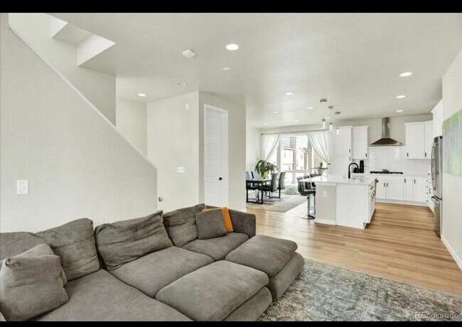 Building Photo - Charming 3BR House in Arvada