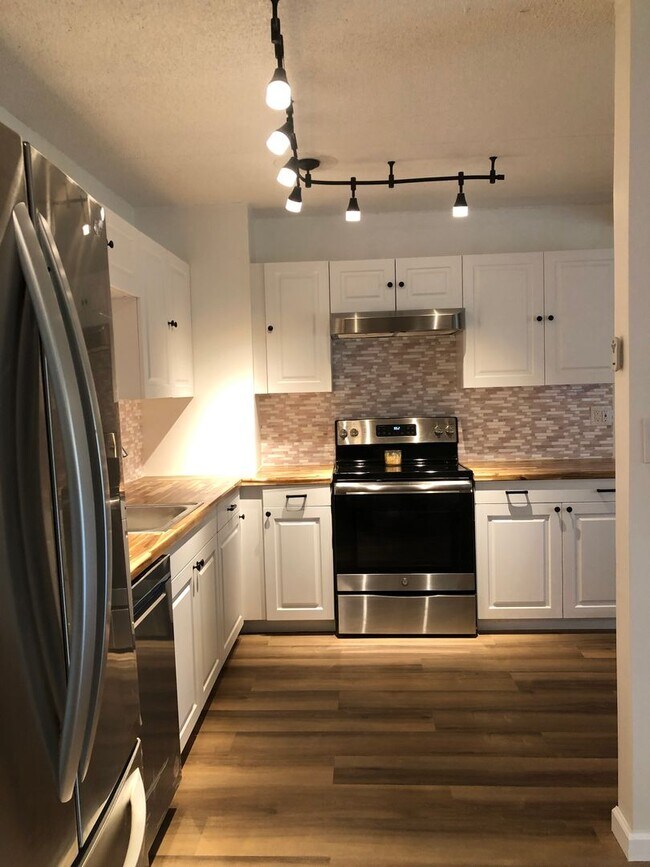 Foto del edificio - Welcome to 80 Welsh Tract Rd. #G305