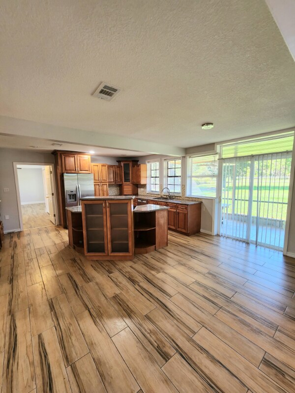 Foto del edificio - 2151 N Goodman Rd