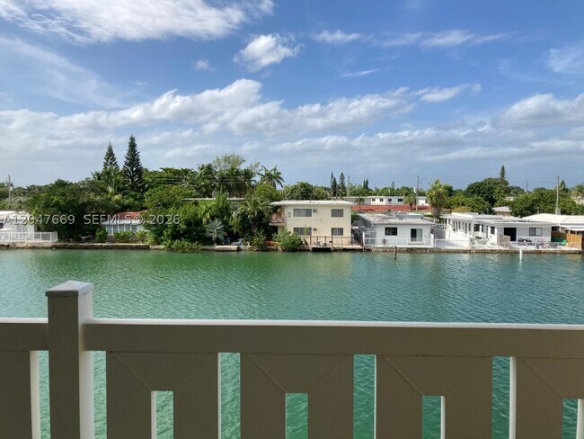 Building Photo - 7900 Tatum Waterway Dr